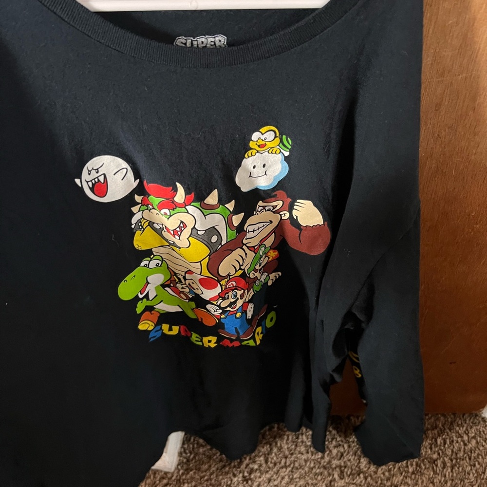 Super Mario Black Graphic T-Shirt